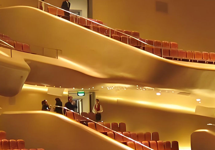 Guangzhou-Opera-House-(1)